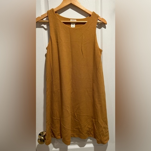 New with tags!!!  Ultra Soft and comfortable mustard color dress size XS - Picture 5 of 11
